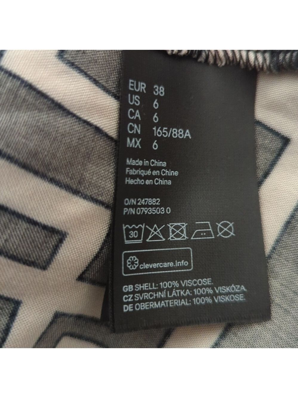 H&M SS2019 TRENDY RICHARD ALLAN DRESS BELL SHAPED SKIRT. - Picture 7 of 9